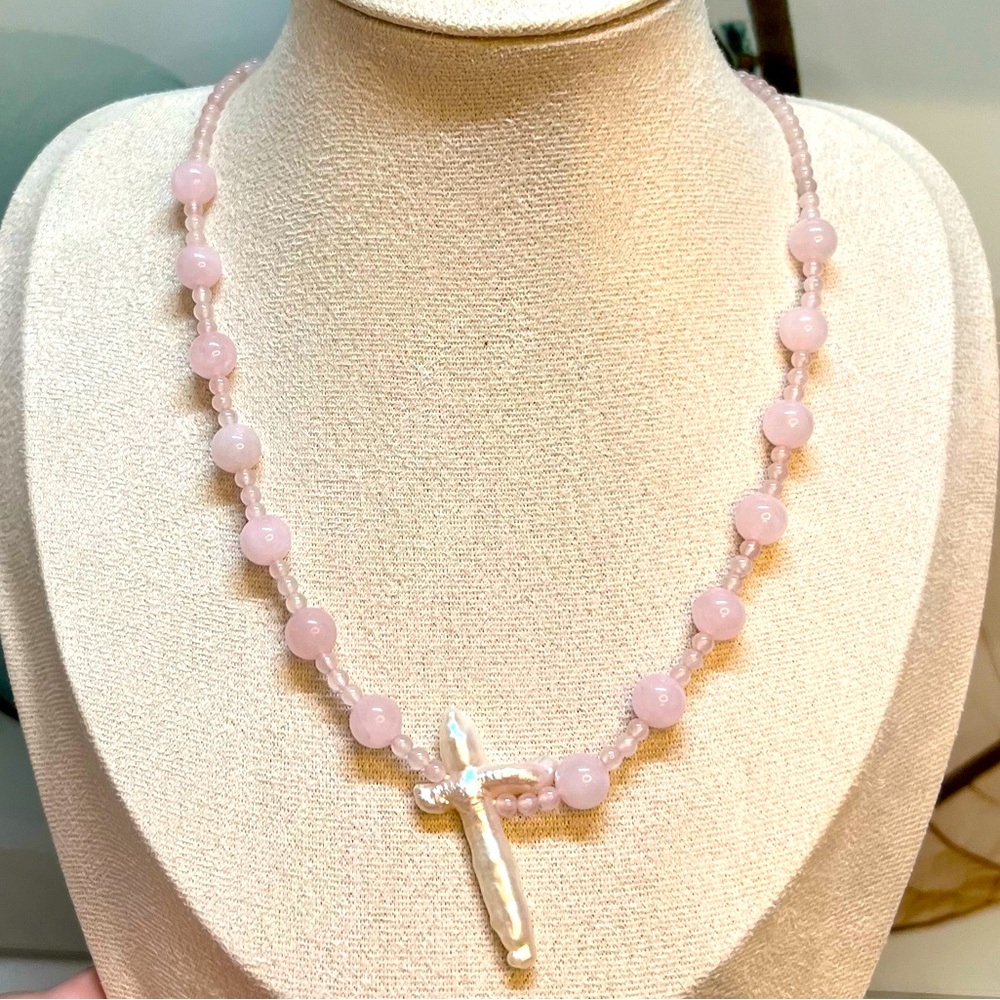 N920 Handmade Necklace Large Genuine Freshwater Cross Organic Rose Quartz S925